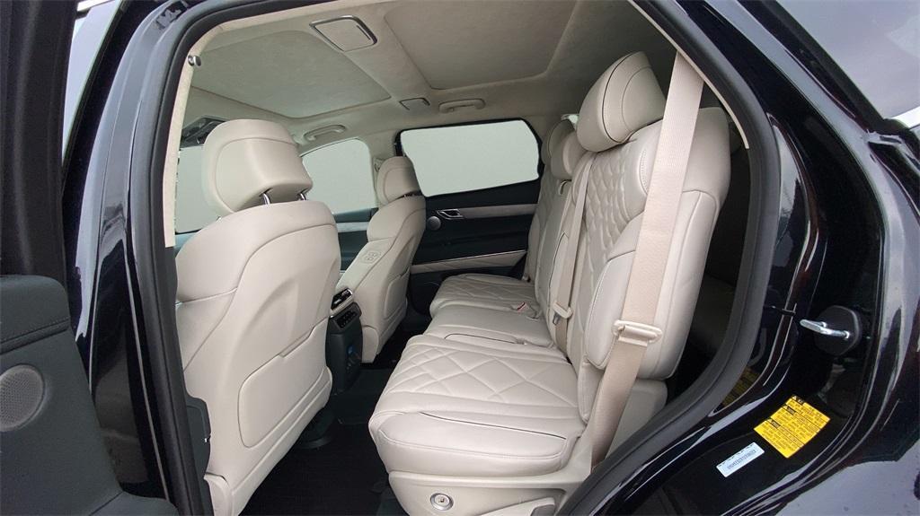 new 2026 Genesis GV80 car, priced at $85,575