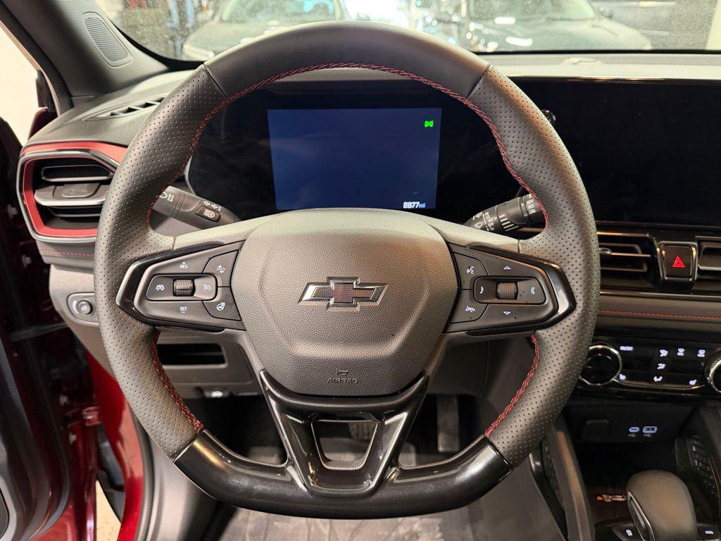 used 2025 Chevrolet TrailBlazer car, priced at $27,997