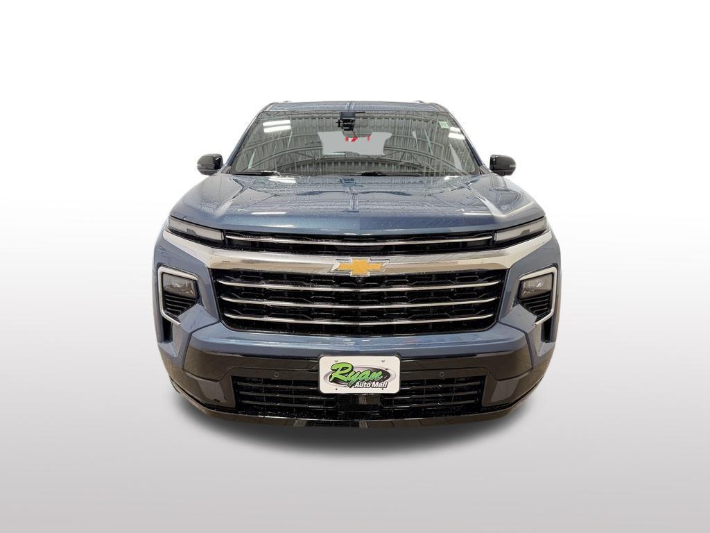 used 2025 Chevrolet Traverse car, priced at $47,927