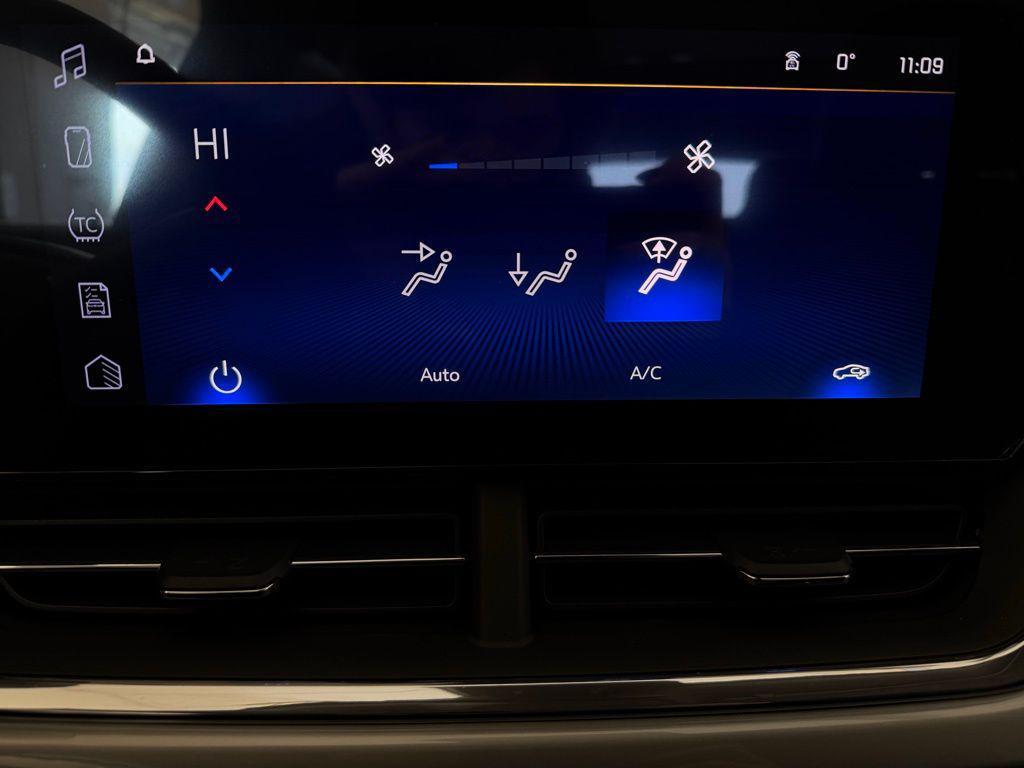 new 2026 Chevrolet Trax car, priced at $25,185