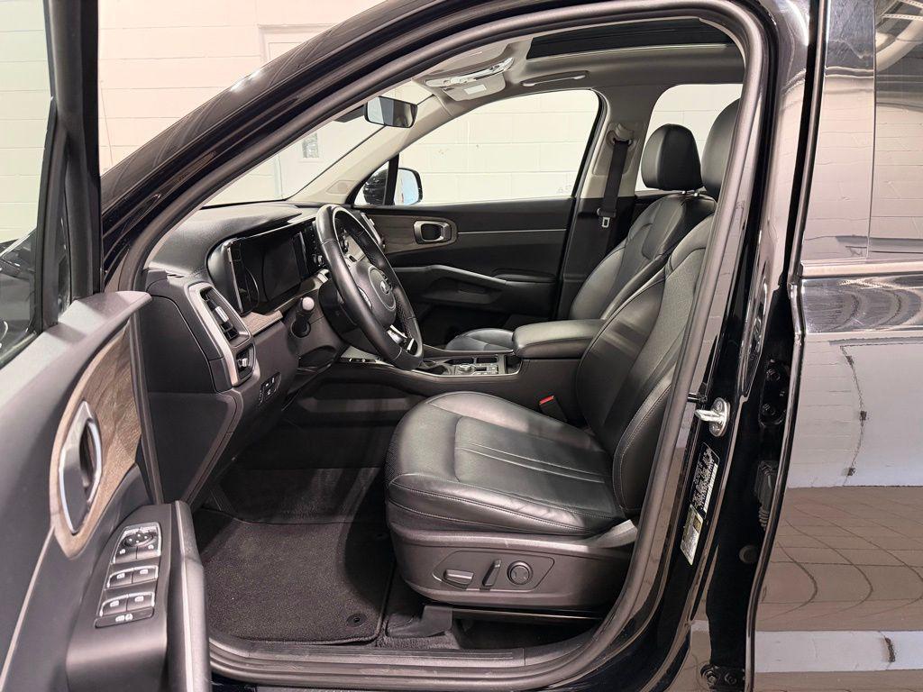 used 2021 Kia Sorento car, priced at $20,347