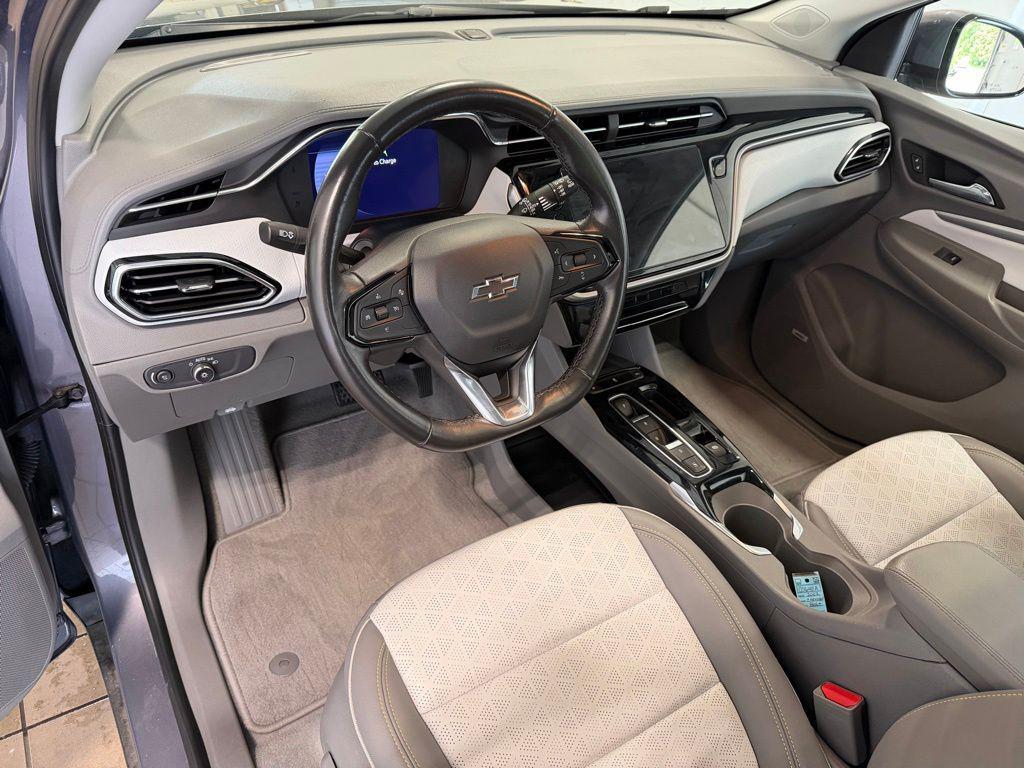 used 2022 Chevrolet Bolt EUV car, priced at $22,327