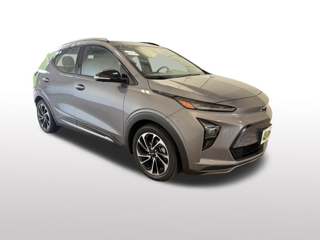 used 2022 Chevrolet Bolt EUV car, priced at $22,327