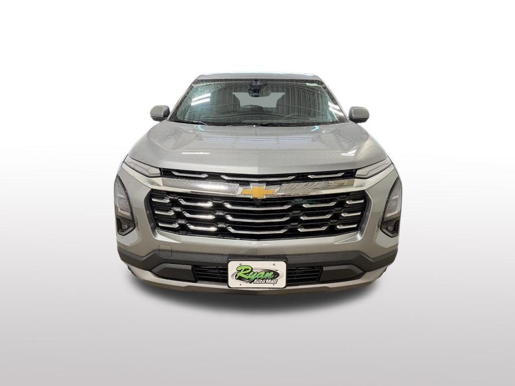 new 2026 Chevrolet Equinox car, priced at $30,699