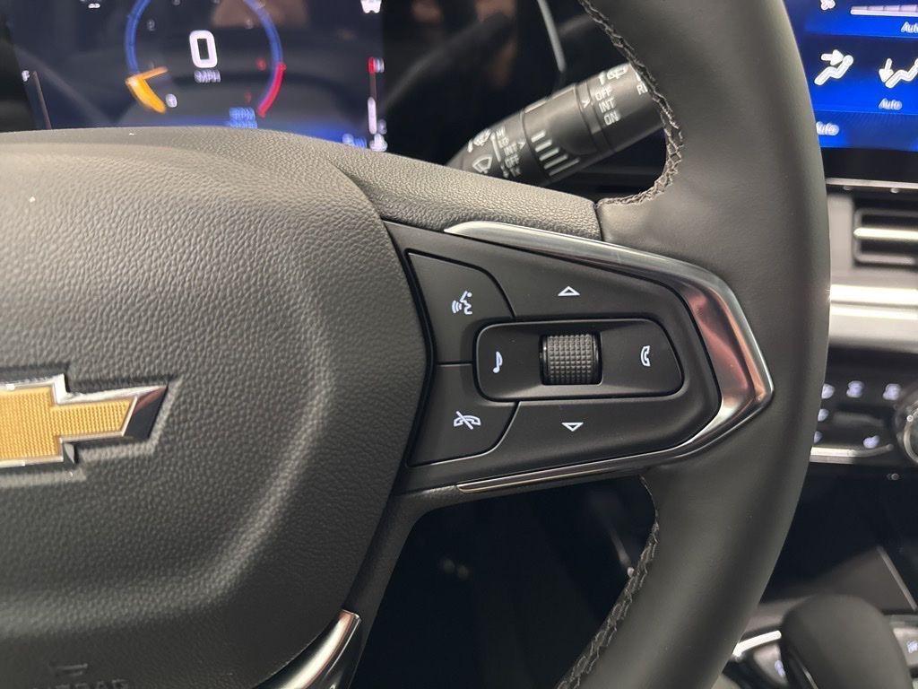 new 2026 Chevrolet Trax car, priced at $25,585