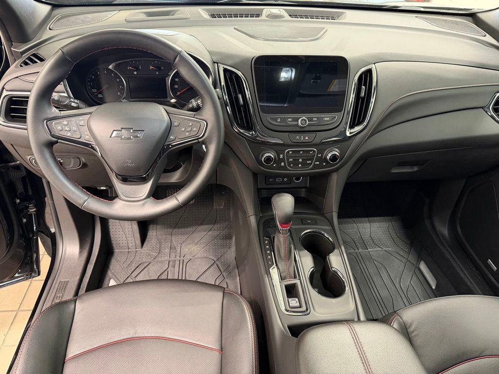 used 2024 Chevrolet Equinox car, priced at $25,627