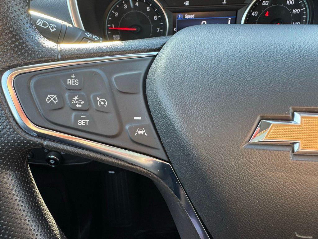used 2023 Chevrolet Equinox car, priced at $17,997