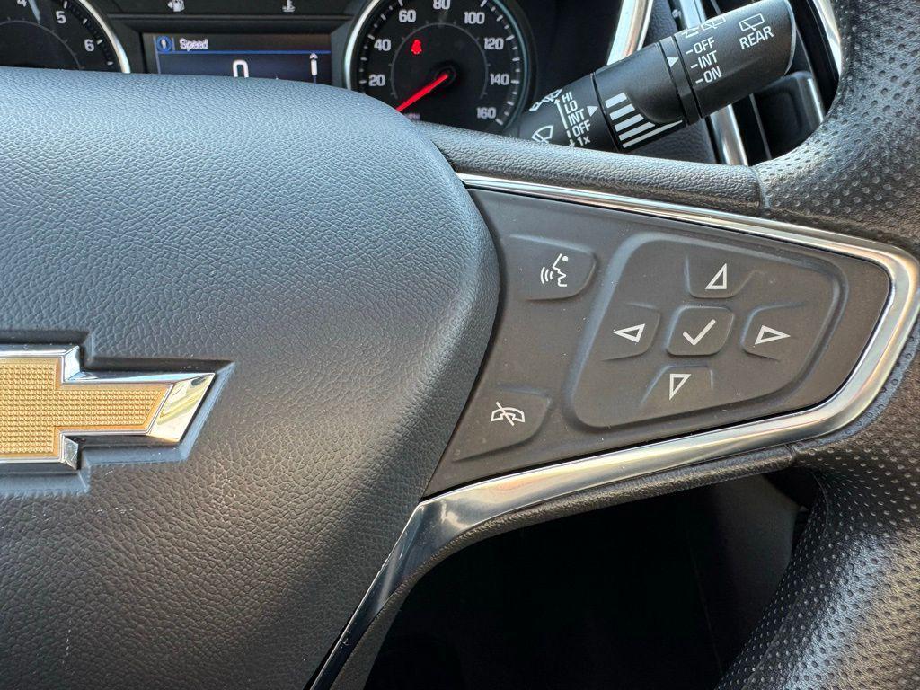 used 2023 Chevrolet Equinox car, priced at $17,997