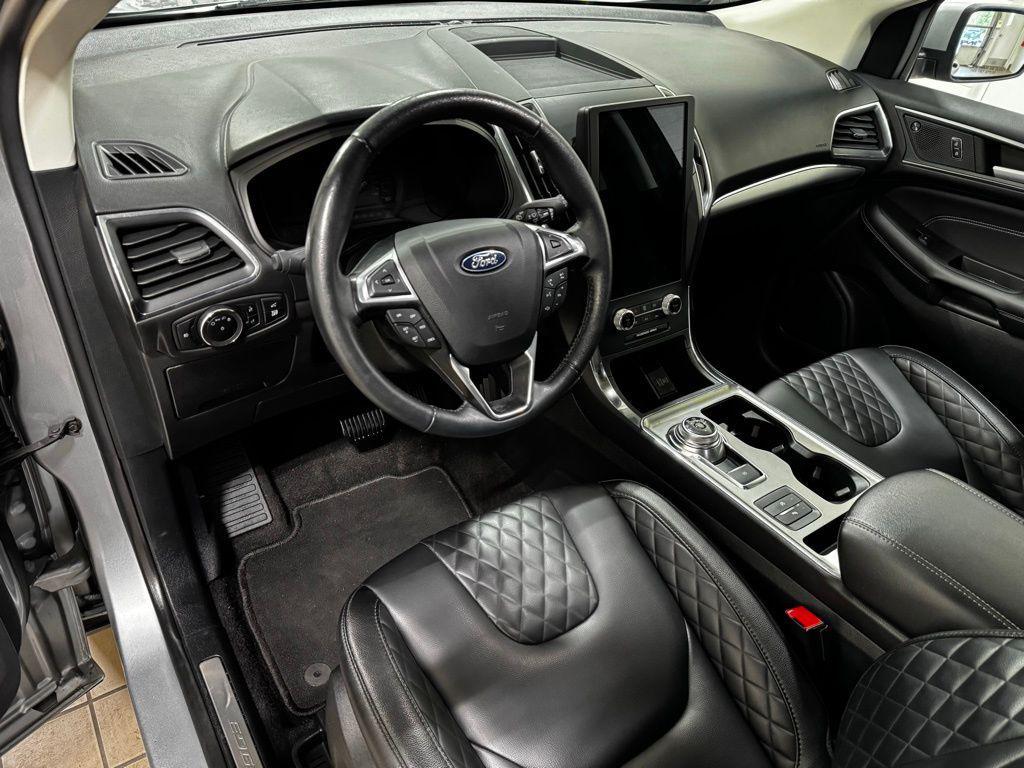 used 2024 Ford Edge car, priced at $25,599