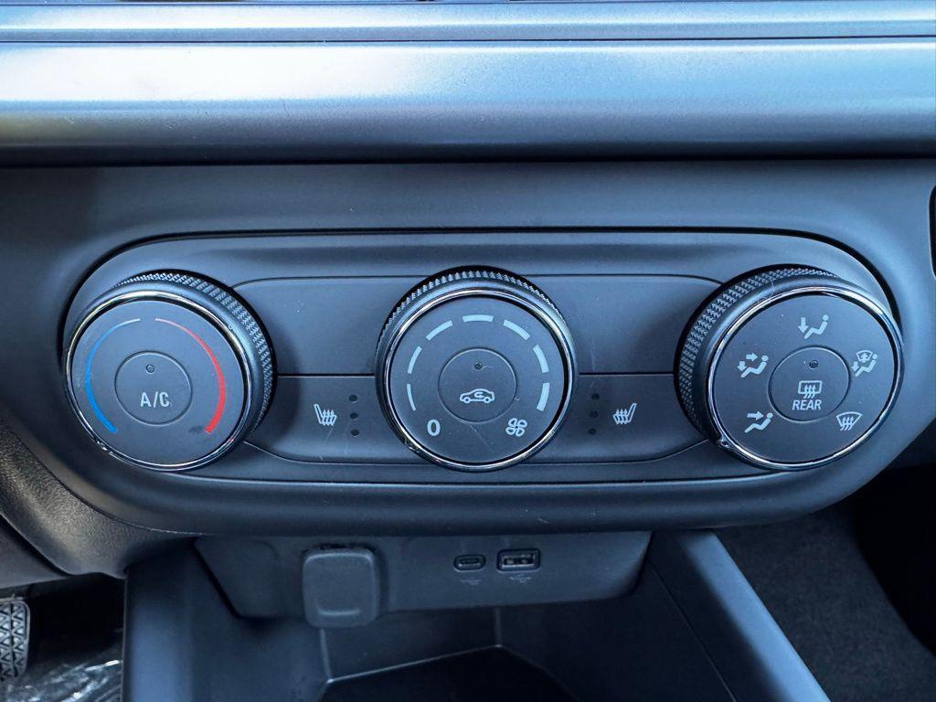 new 2026 Chevrolet Trax car, priced at $21,985