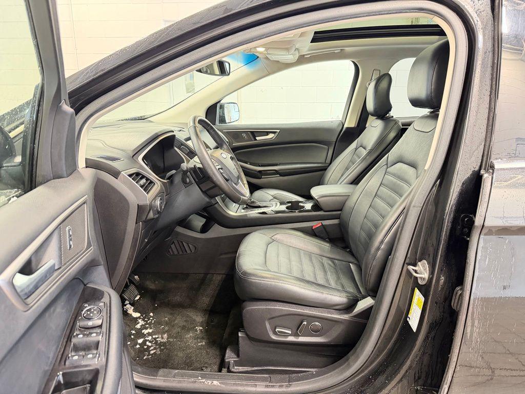 used 2015 Ford Edge car, priced at $7,177
