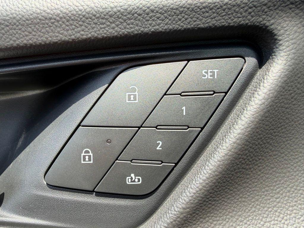 new 2026 Chevrolet Equinox car, priced at $37,345