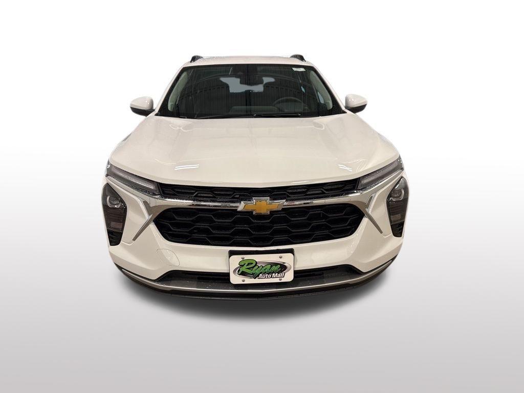 new 2026 Chevrolet Trax car, priced at $25,330