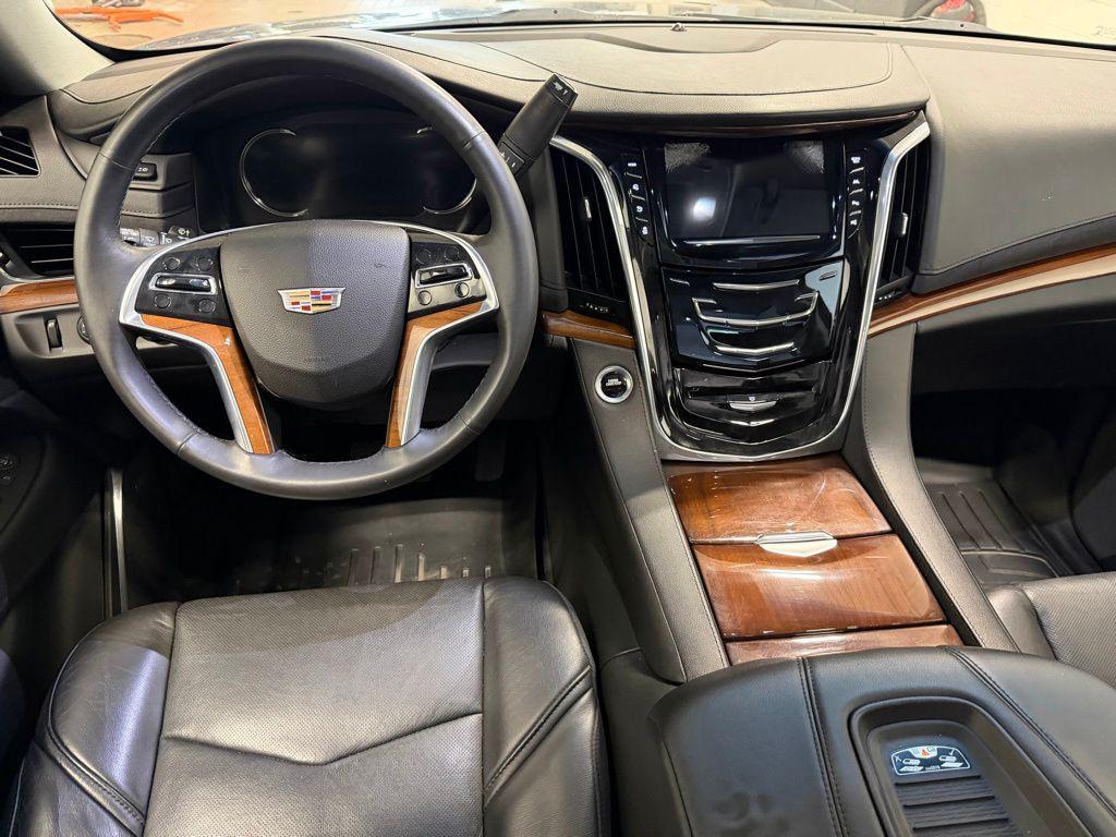 used 2018 Cadillac Escalade ESV car, priced at $23,347