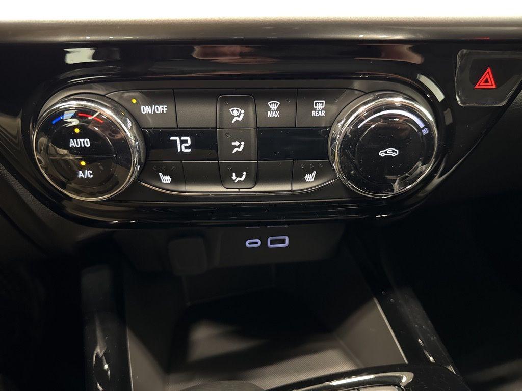 new 2026 Chevrolet Trax car, priced at $25,585