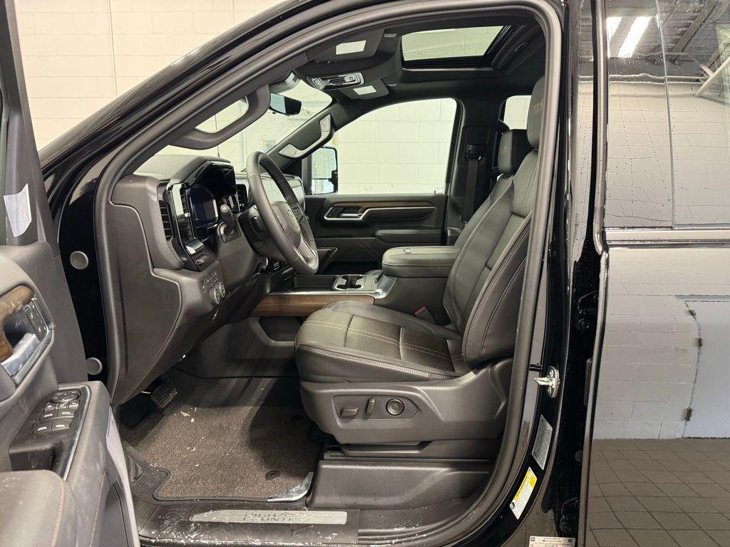 new 2026 Chevrolet Silverado 2500 car, priced at $81,400