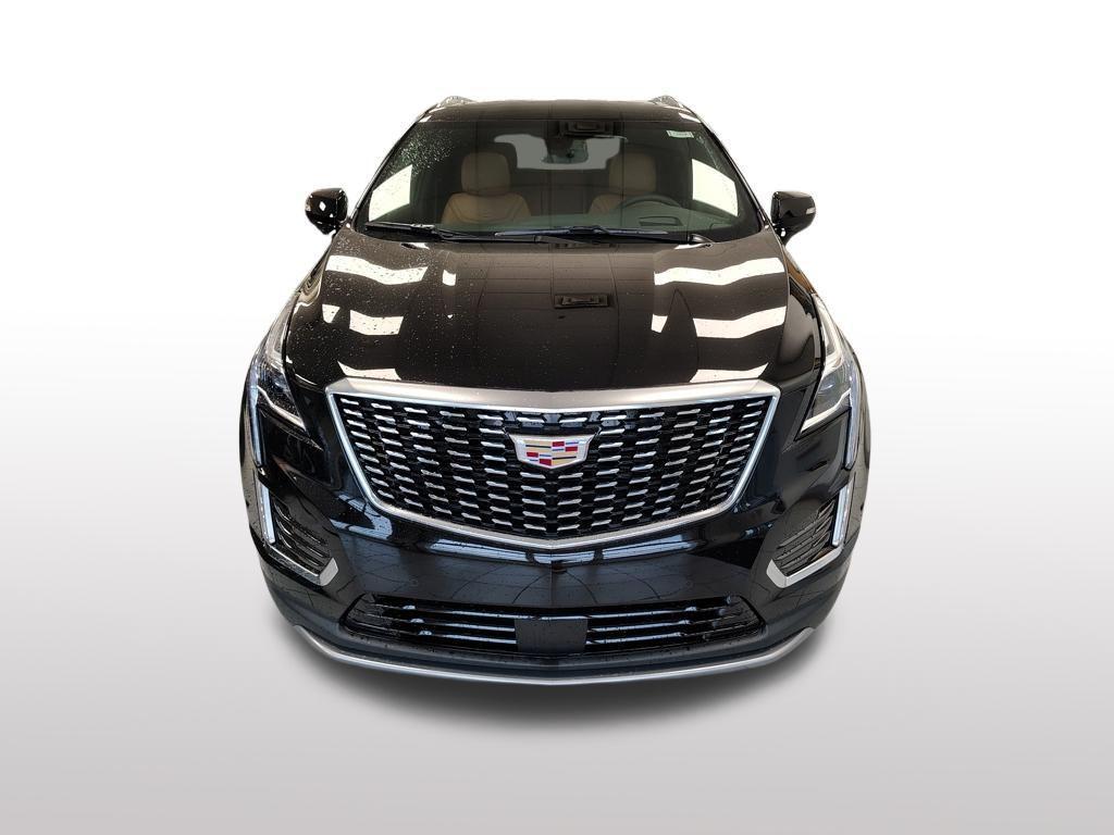 new 2026 Cadillac XT5 car, priced at $59,740