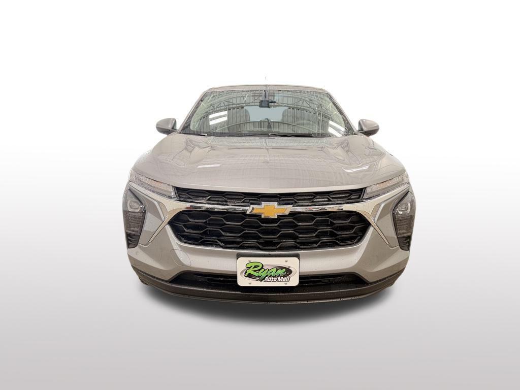 new 2026 Chevrolet Trax car, priced at $23,490