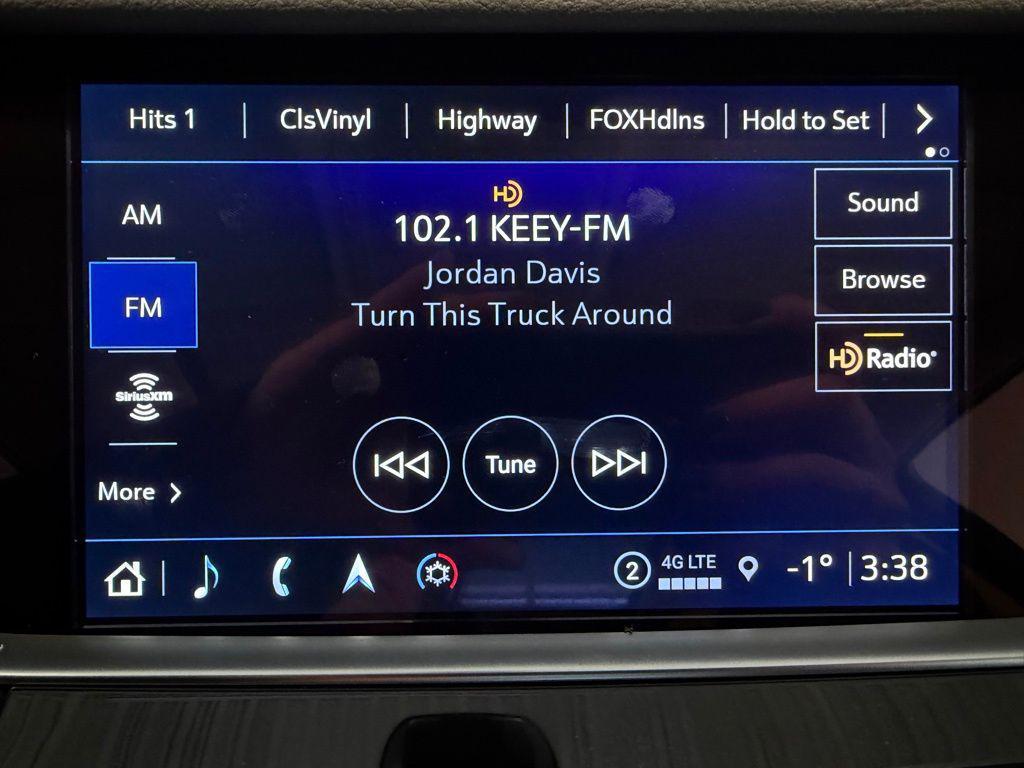 new 2026 Cadillac XT5 car, priced at $57,320