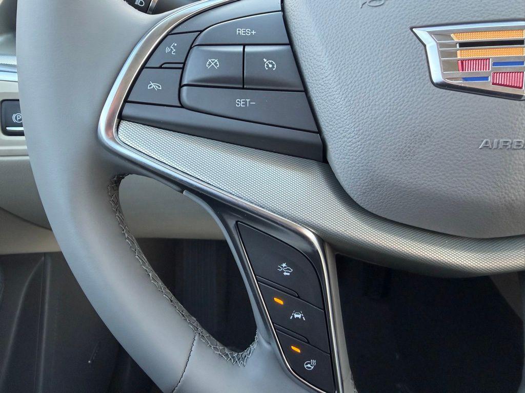 new 2026 Cadillac XT5 car, priced at $57,320