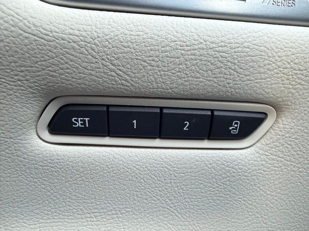 new 2026 Cadillac XT5 car, priced at $57,320