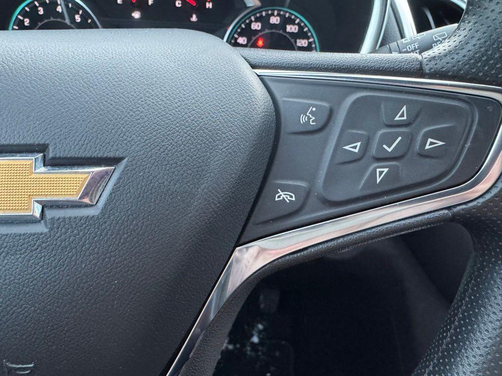used 2023 Chevrolet Equinox car, priced at $20,997