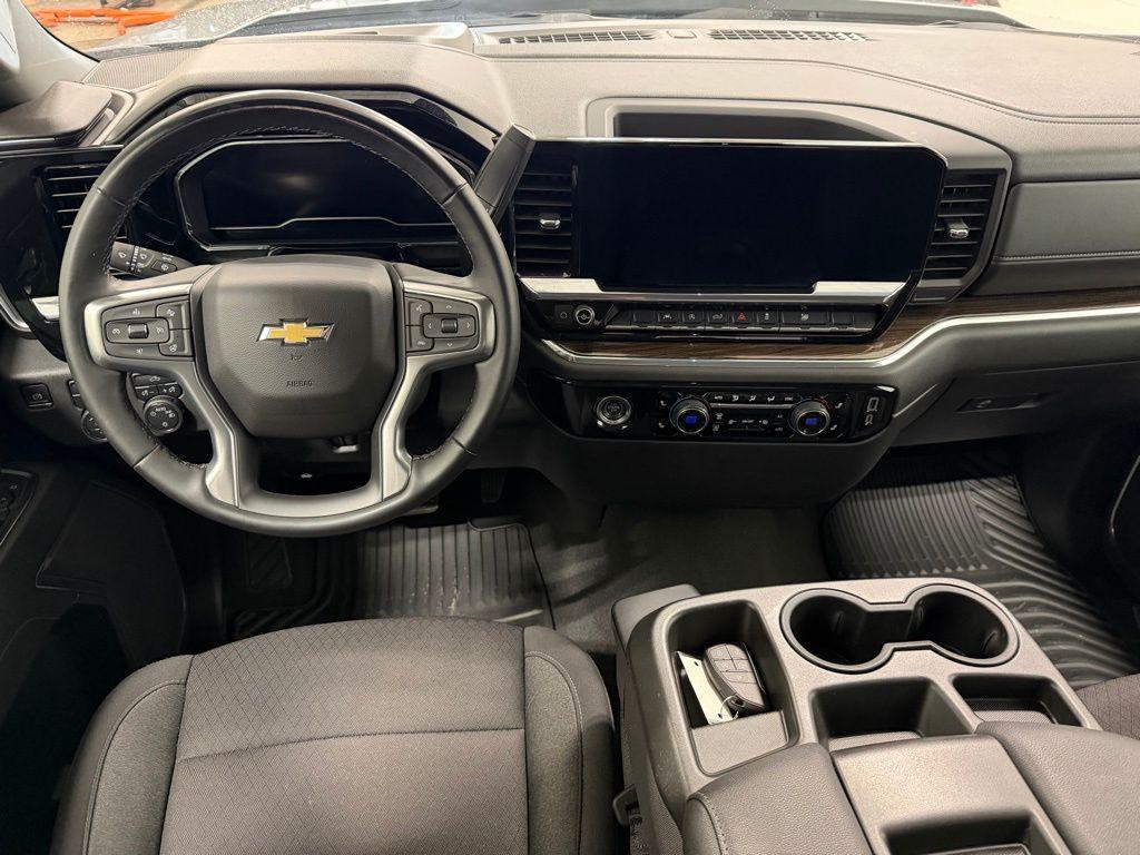 used 2024 Chevrolet Silverado 1500 car, priced at $37,997