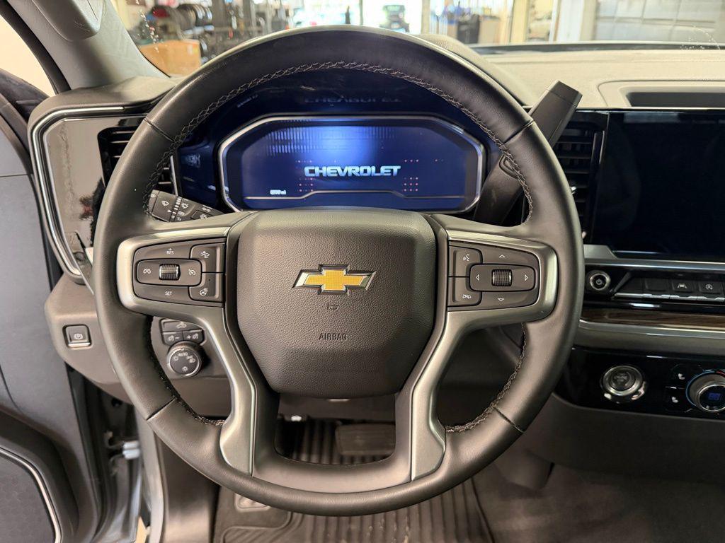 used 2024 Chevrolet Silverado 1500 car, priced at $37,997
