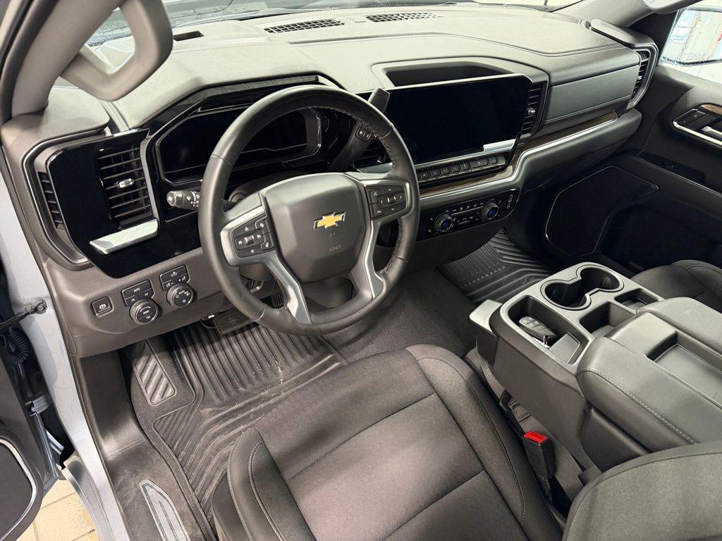 used 2024 Chevrolet Silverado 1500 car, priced at $37,997