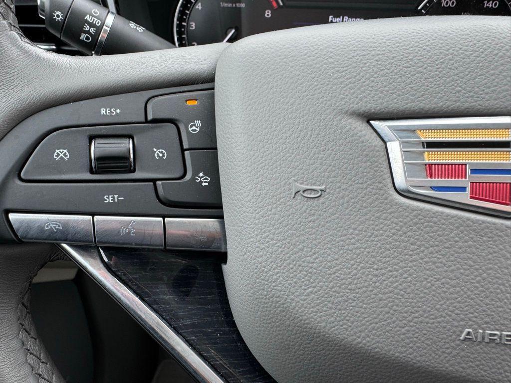 used 2024 Cadillac XT6 car, priced at $39,997