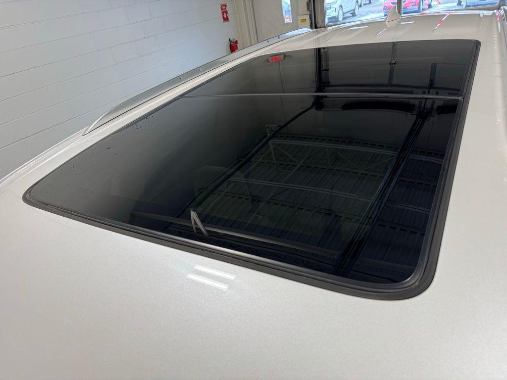 used 2024 Cadillac XT6 car, priced at $39,997