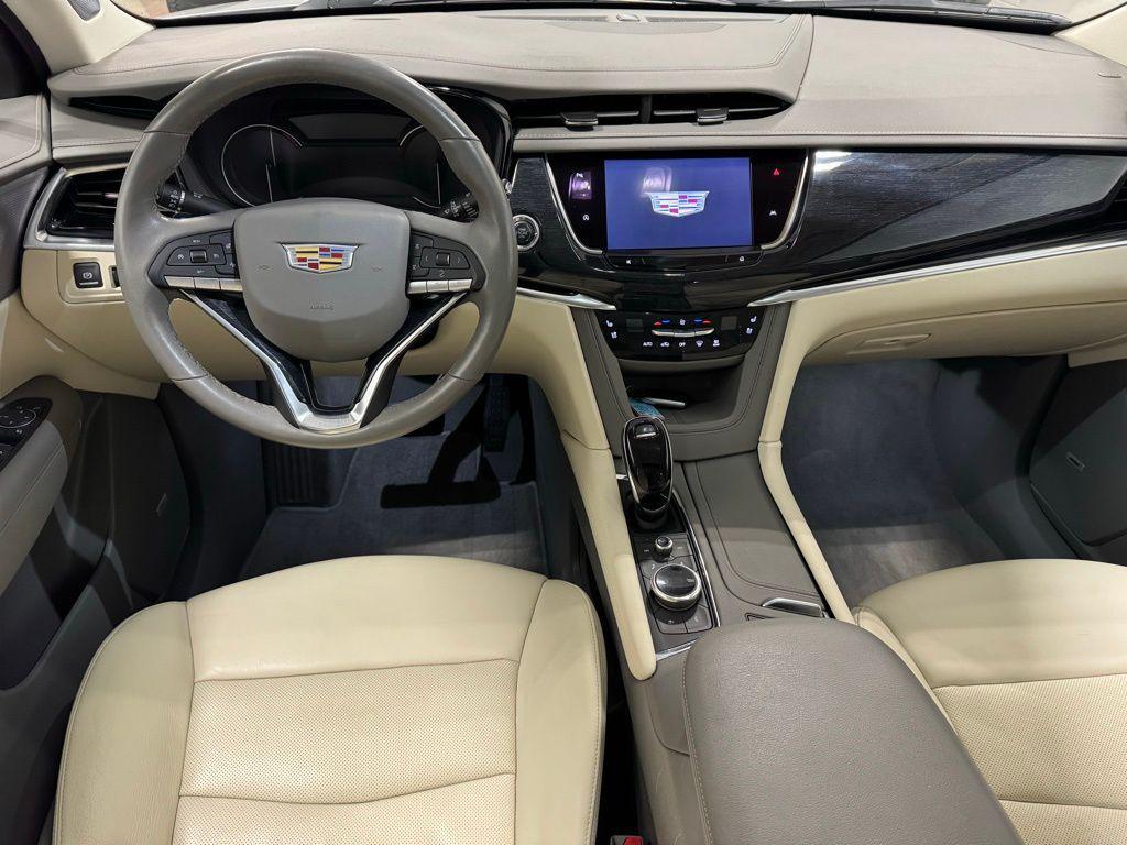 used 2024 Cadillac XT6 car, priced at $39,997