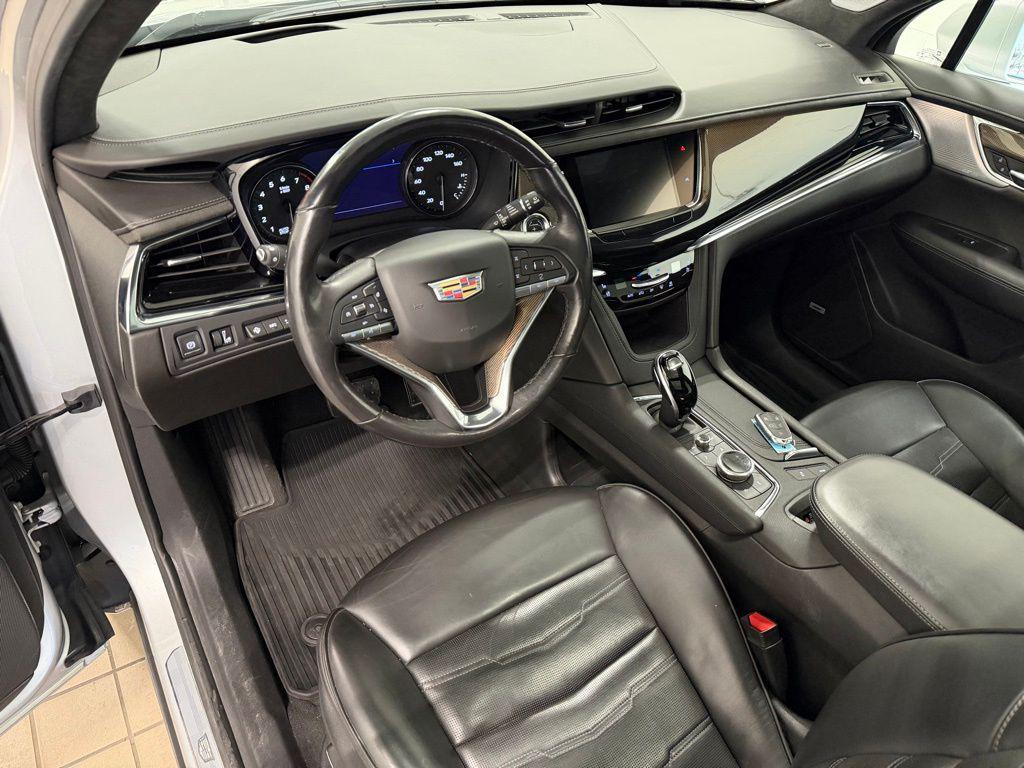 used 2020 Cadillac XT6 car, priced at $25,997