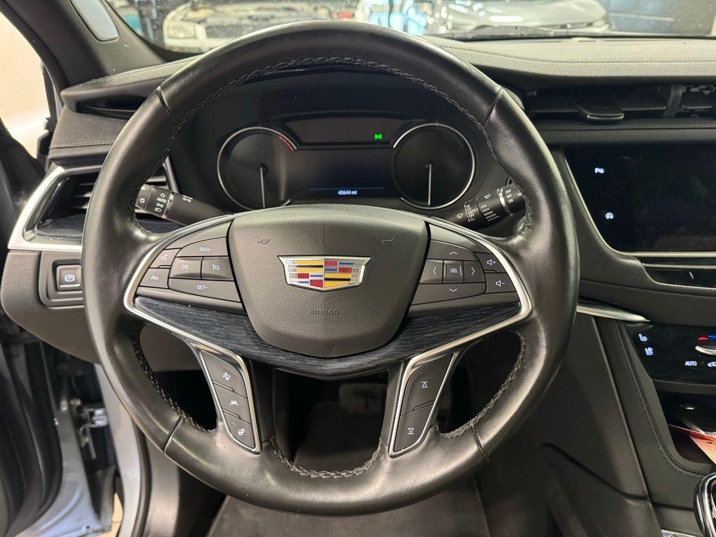 used 2024 Cadillac XT5 car, priced at $34,997