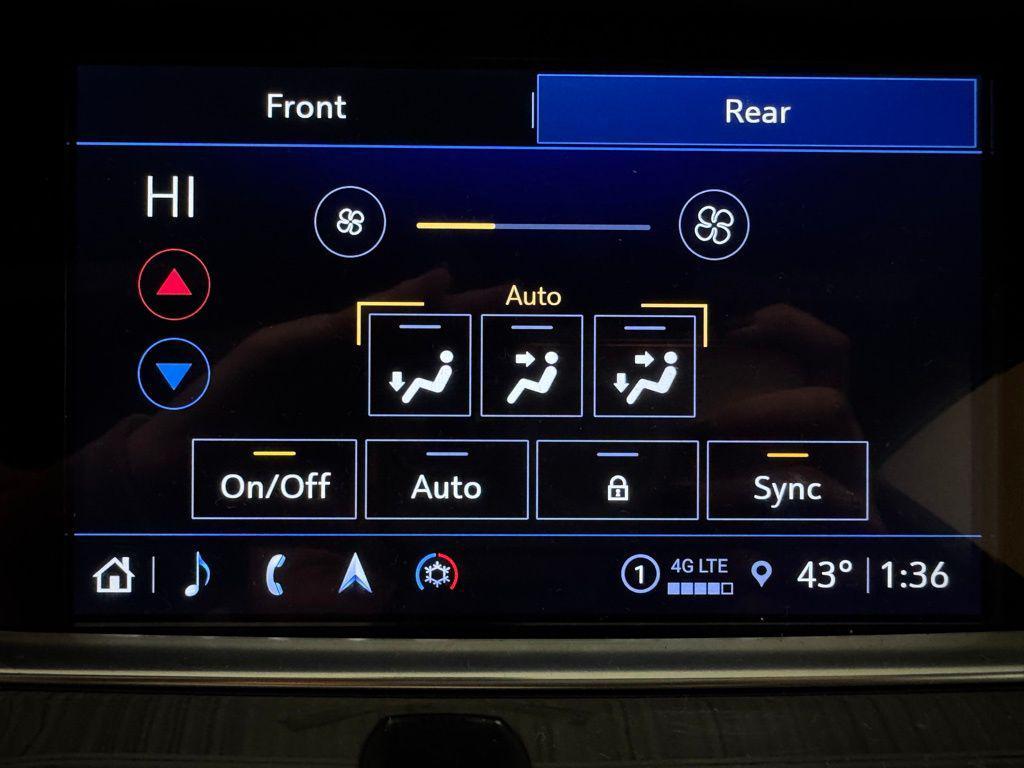 used 2024 Cadillac XT5 car, priced at $34,997