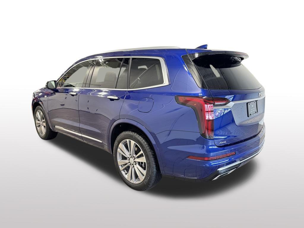 used 2025 Cadillac XT6 car, priced at $42,997