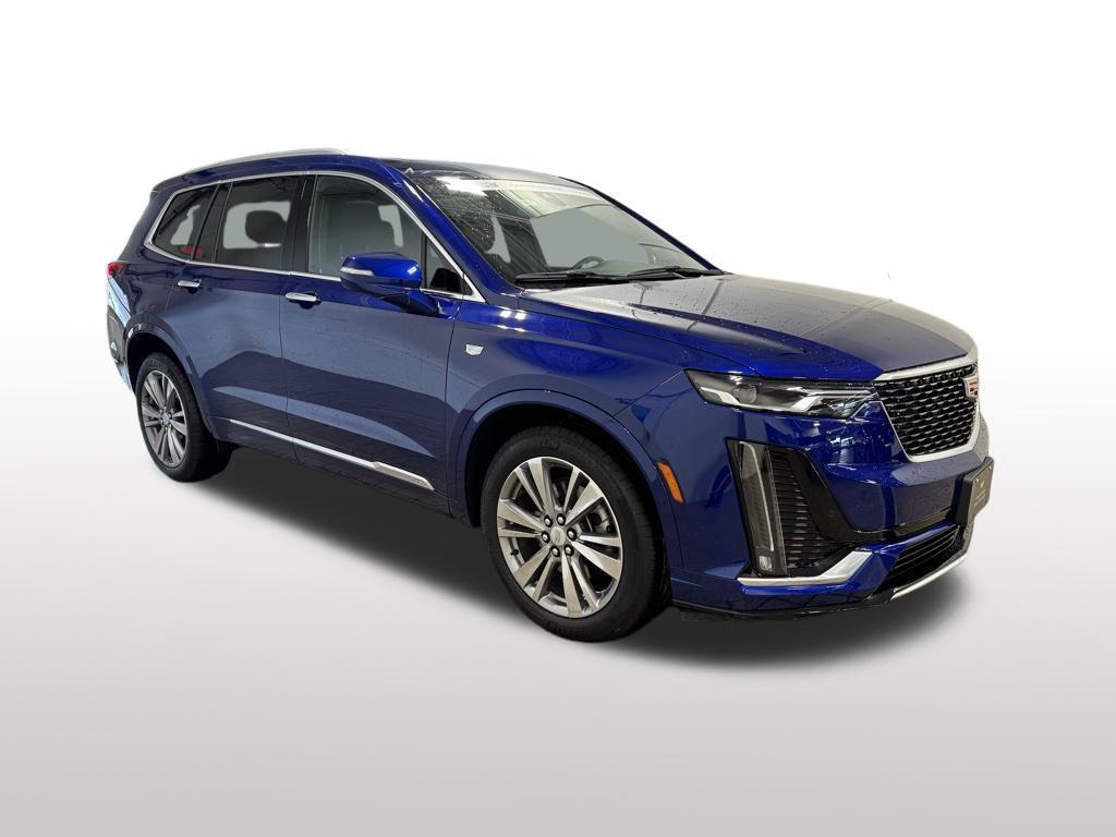 used 2025 Cadillac XT6 car, priced at $42,997