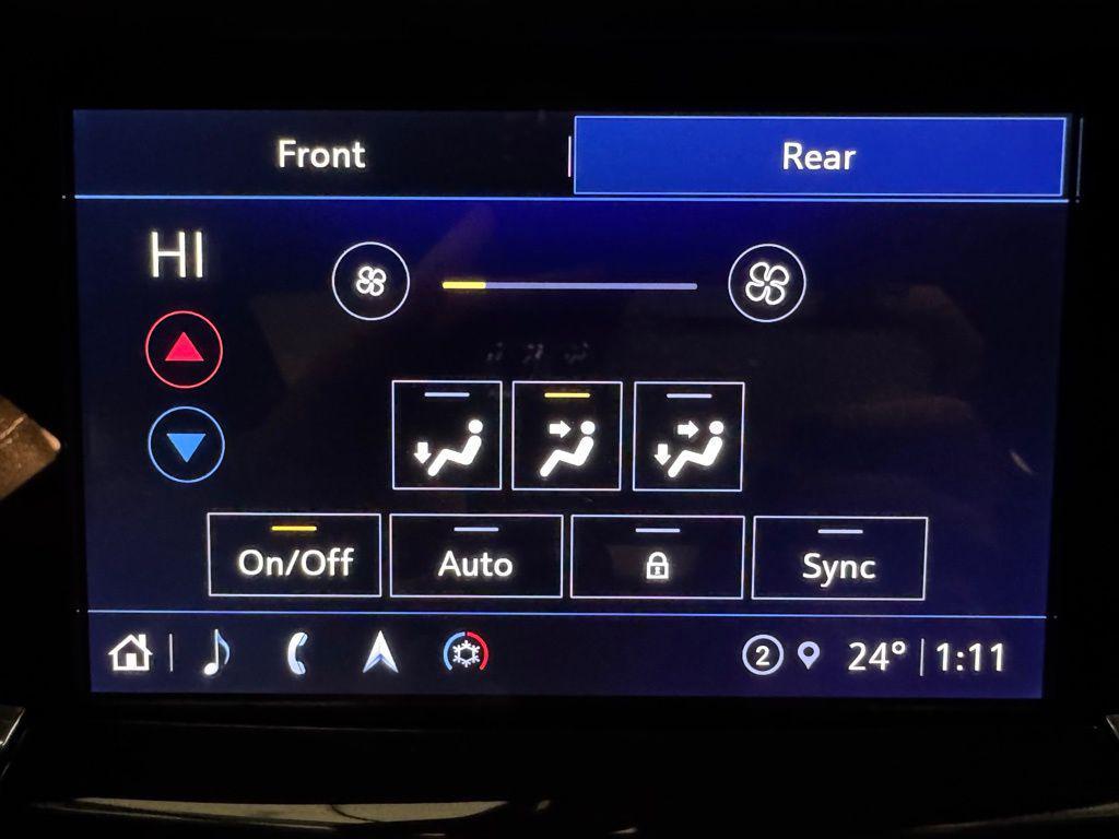 used 2025 Cadillac XT6 car, priced at $42,997