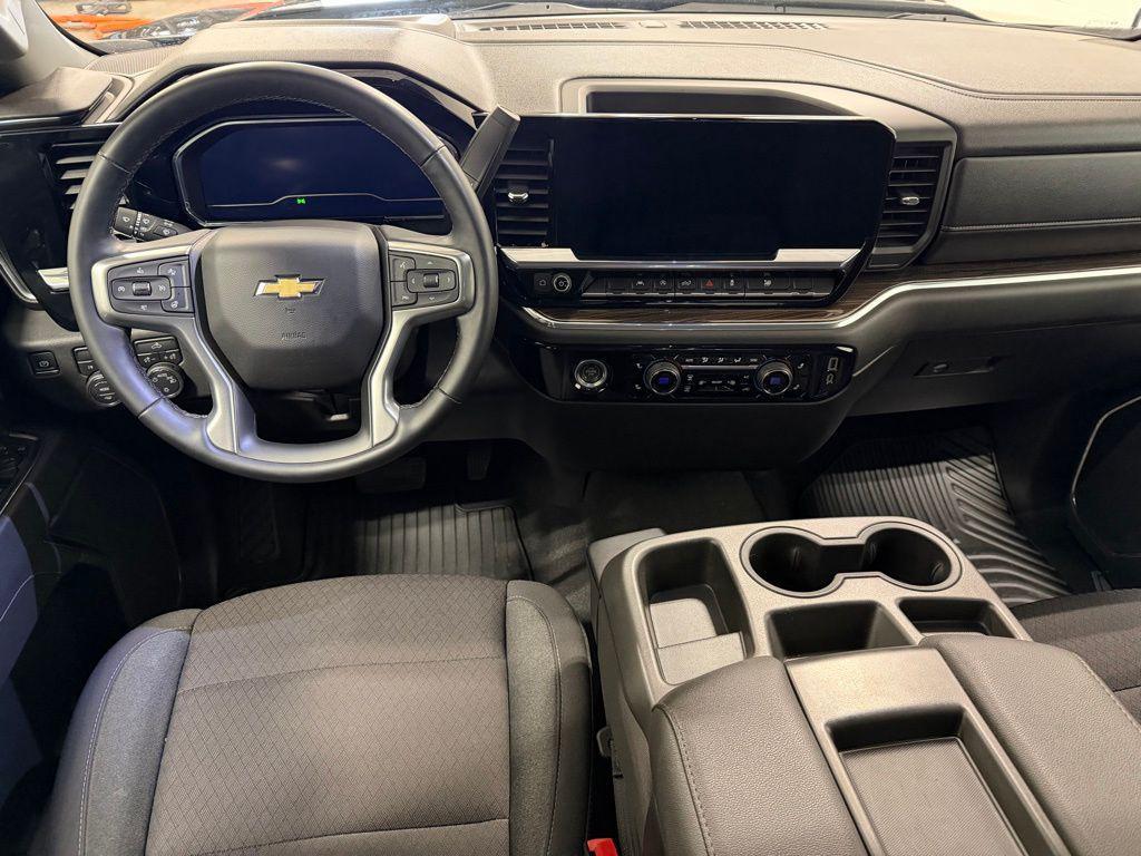 used 2024 Chevrolet Silverado 1500 car, priced at $37,699