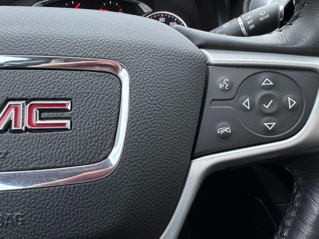 used 2019 GMC Acadia car, priced at $19,899