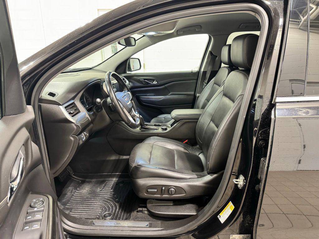 used 2019 GMC Acadia car, priced at $19,899