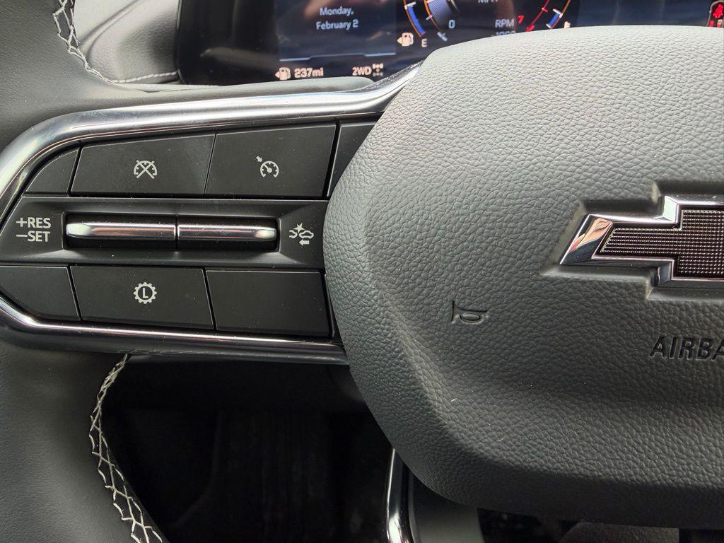 new 2026 Chevrolet Traverse car, priced at $51,120