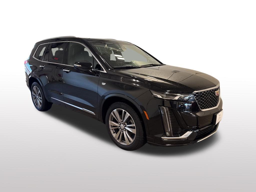 used 2025 Cadillac XT6 car, priced at $41,997