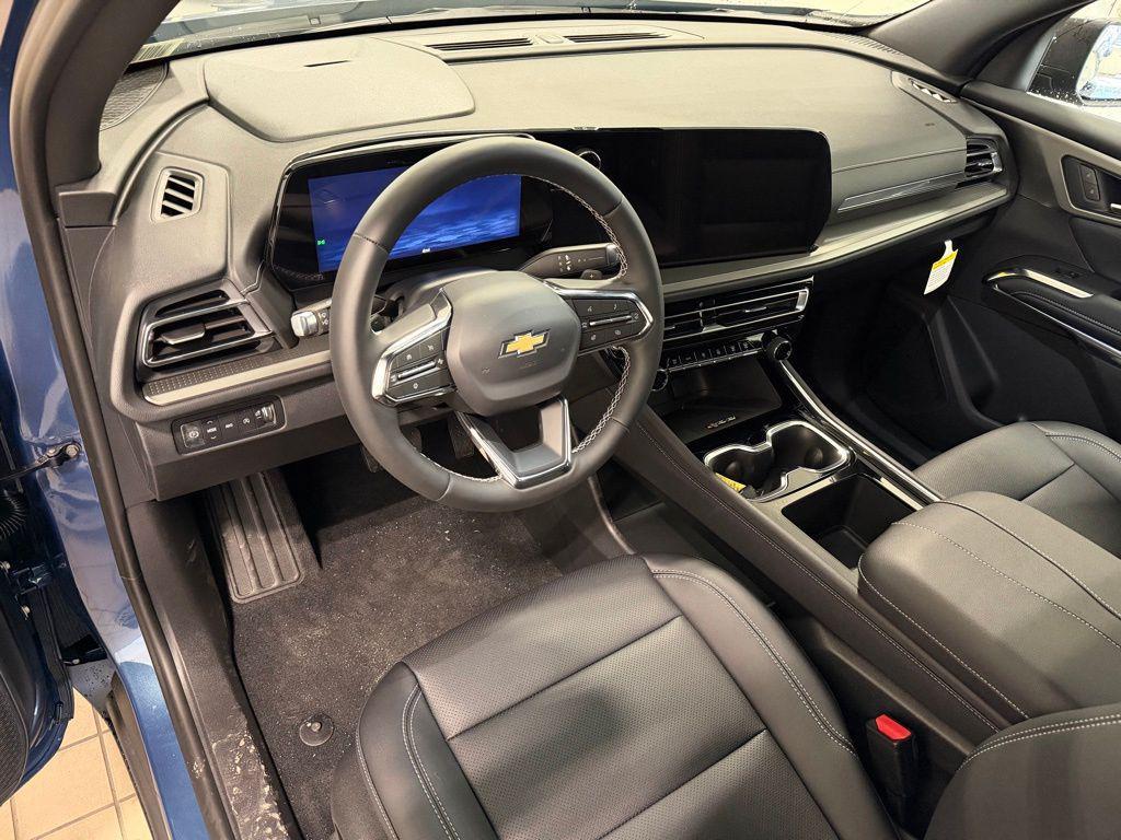 new 2026 Chevrolet Traverse car, priced at $43,995