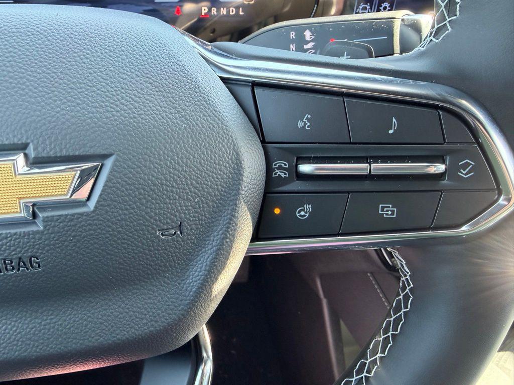 new 2026 Chevrolet Traverse car, priced at $43,995