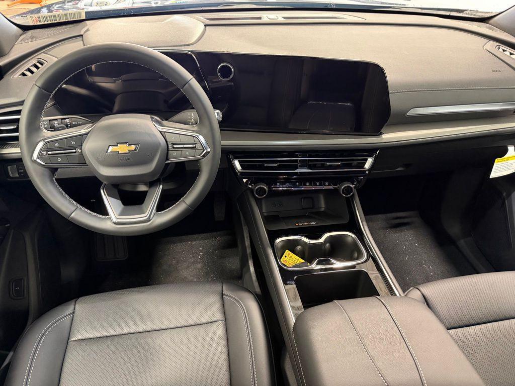 new 2026 Chevrolet Traverse car, priced at $43,995