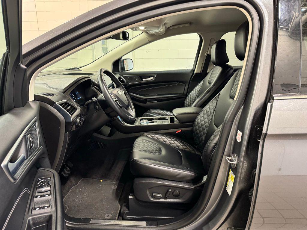 used 2024 Ford Edge car, priced at $23,977