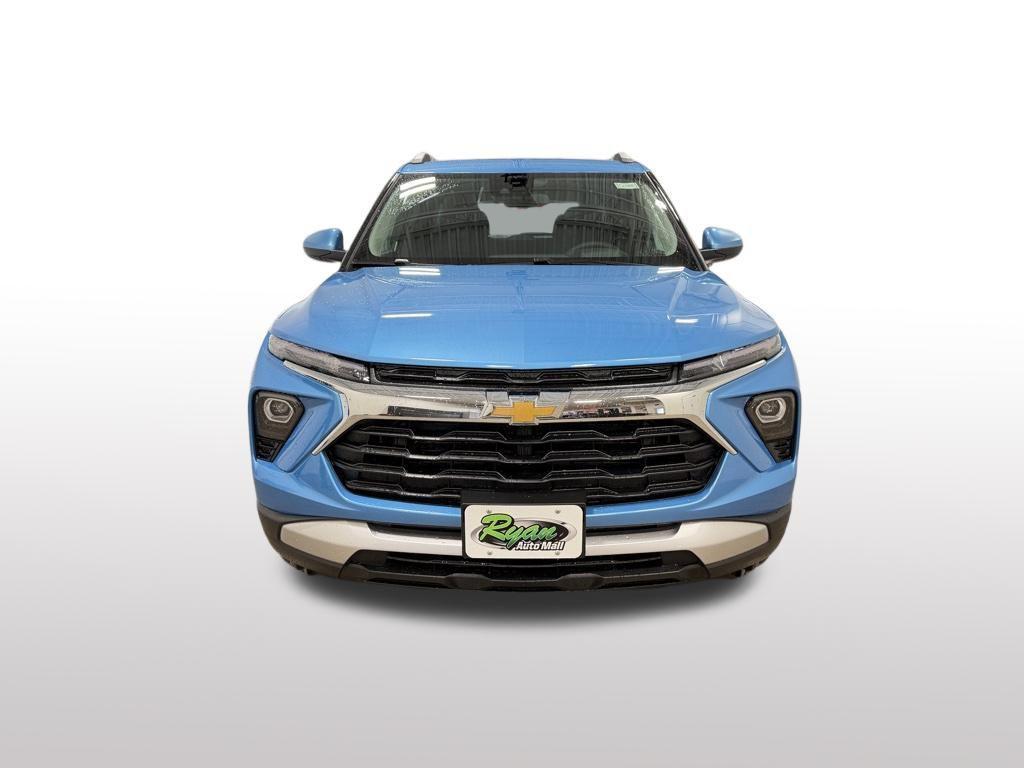 new 2026 Chevrolet TrailBlazer car, priced at $27,430