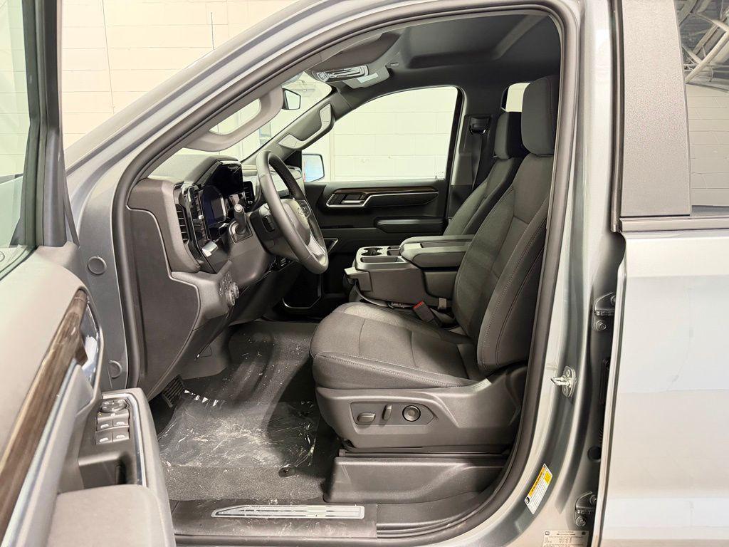 new 2026 Chevrolet Silverado 1500 car, priced at $48,975