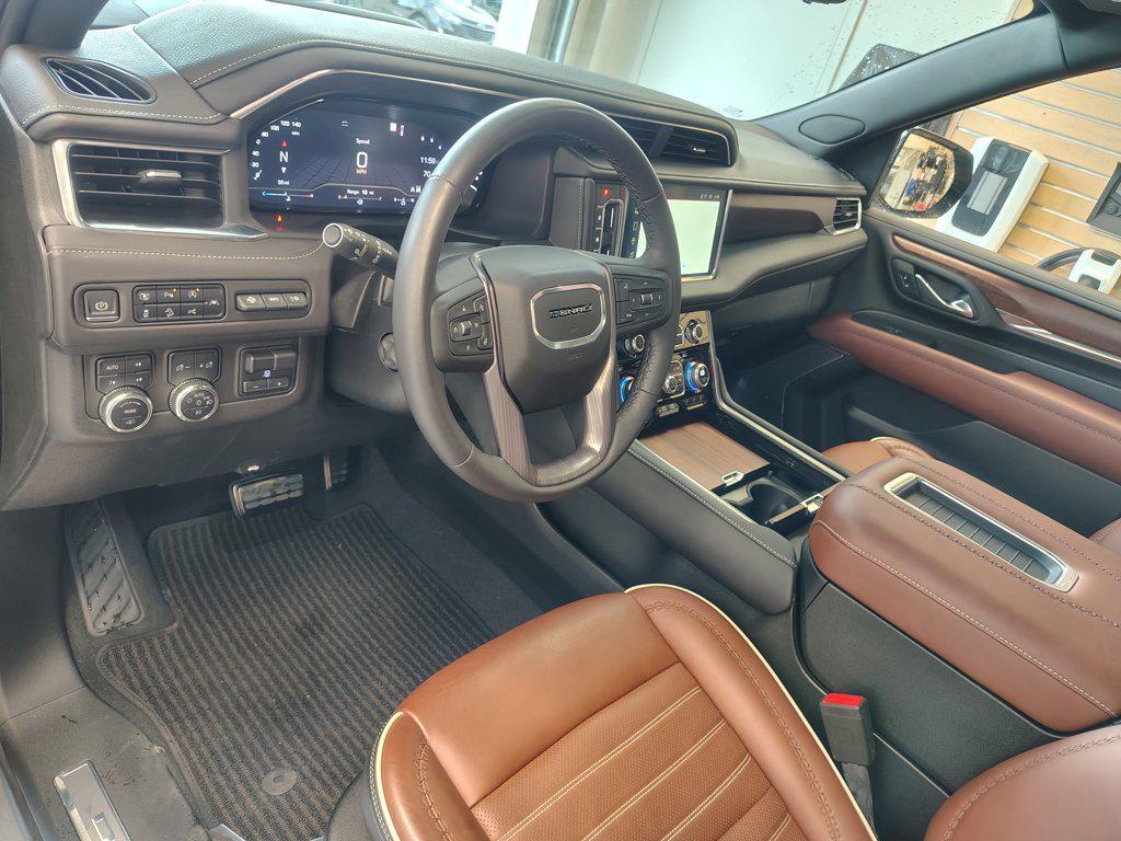 used 2023 GMC Yukon car, priced at $77,894